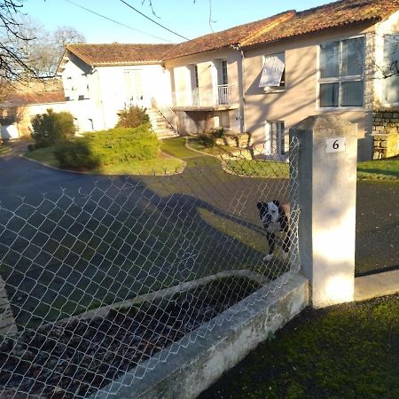 Chambre Privee Chez L'Habitant Et Partage Des Partie Communes Fontivillie Екстер'єр фото